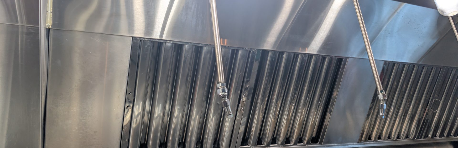 Hood filters cleaning by Total Hoodz